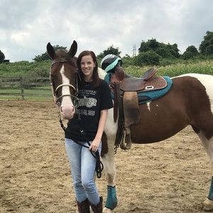 Meet your Posher, Alexandra